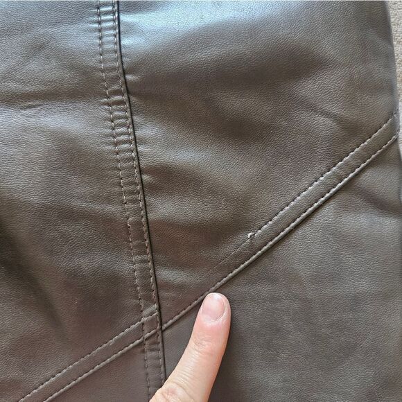 Wilfred Grey Green Faux Leather Pants Size 8 - Picture 9 of 9